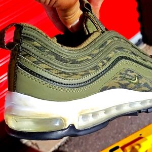 Nike Air Max 97's - Men's 11 - Tiger Camo